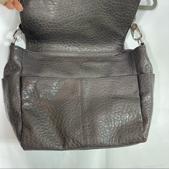 ThirtyOne Jewell Purse, in like new condition! Pretty Grey Color! - Picture 2 of 7